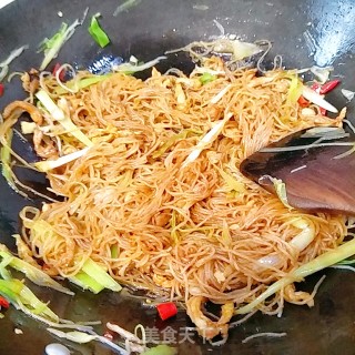 炒细米粉的做法步骤：10