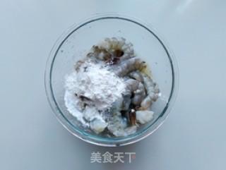 凤梨虾球的做法步骤：3