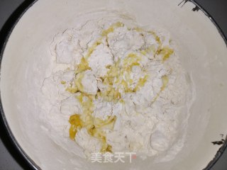 包菜粉条火腿馅饼的做法步骤：2