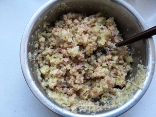 包菜粉条火腿馅饼的做法步骤：15