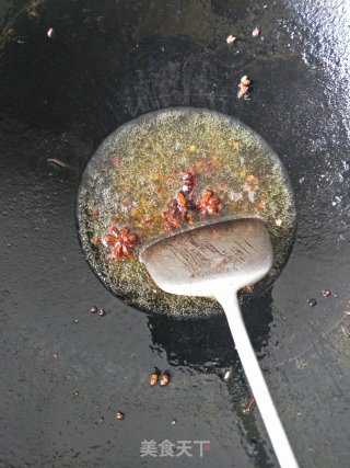小土豆烧排骨的做法步骤：4
