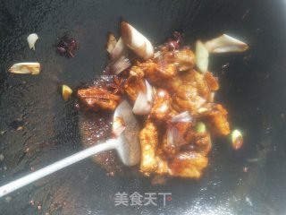 小土豆烧排骨的做法步骤：7