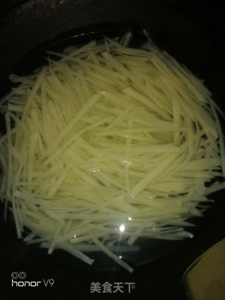 肉末土豆丝的做法步骤：4