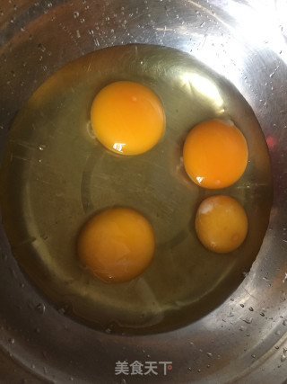 鲜贝韭菜鸡蛋羹的做法步骤：1