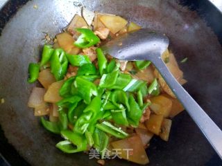 尖椒土豆片小炒肉的做法步骤：10