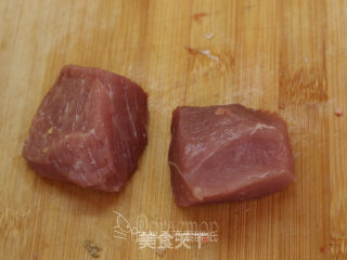 儿童肉松的做法步骤：1