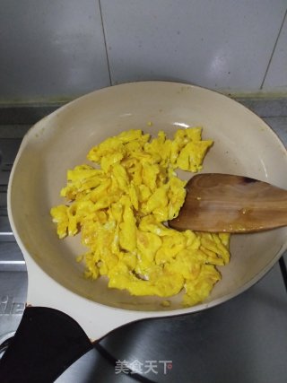 蒜苔炒鸡蛋的做法步骤：6