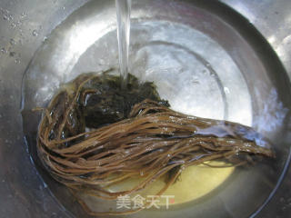 梅干菜蒸肉末的做法步骤：2