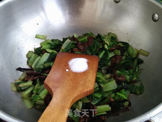 榛蘑烧小白菜的做法步骤：9