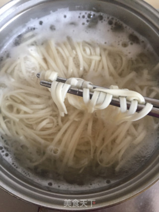 葱油拌面的做法步骤：5
