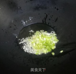 素炒土豆丝的做法步骤：3