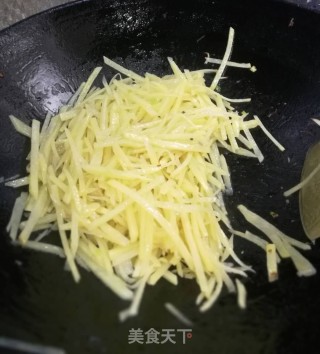素炒土豆丝的做法步骤：5