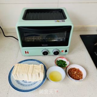 香煎嫩豆腐的做法步骤：1
