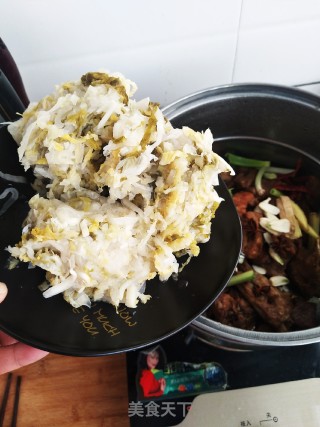 排骨炖酸菜的做法步骤：15