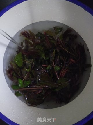 香椿拌豆腐的做法步骤：3