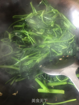 炒空心菜的做法步骤：3