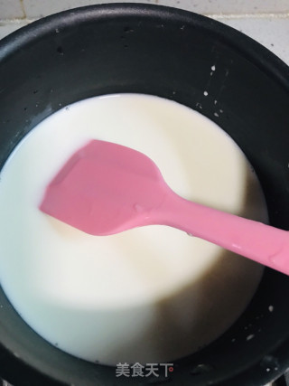 “水果”棉花糖香蕉味冰淇淋的做法步骤：3