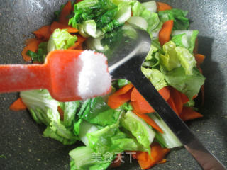 胡萝卜炒五号菜的做法步骤：9