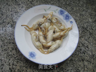 蛏子炒丝瓜的做法步骤：2