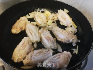 腐乳煎鸡翼的做法步骤：4