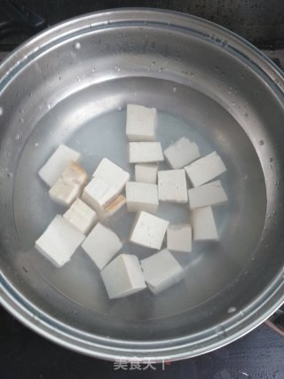 炒白菜豆腐的做法步骤：2