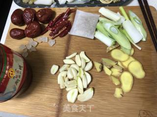 美味羊蝎子的做法步骤：4