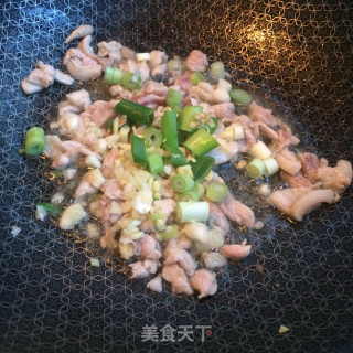 香辣肉丝炒包菜的做法步骤：6