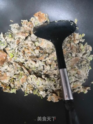 香椿煎鸡蛋的做法步骤：5