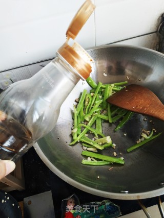 尖椒干豆腐的做法步骤：8