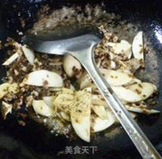 芽菜肉末炒茭白的做法步骤：9