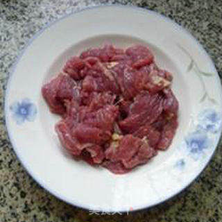 毛豆茭白炒牛肉的做法步骤：2