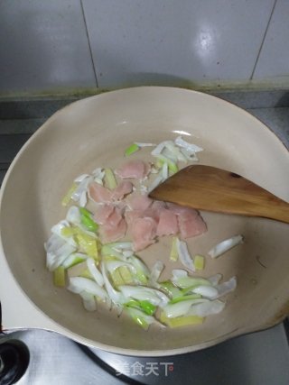 小白菜炒滑子蘑的做法步骤：8
