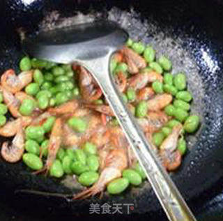 毛豆炒河虾的做法步骤：8