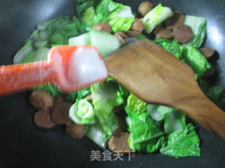小肉丸炒五号菜的做法步骤：6