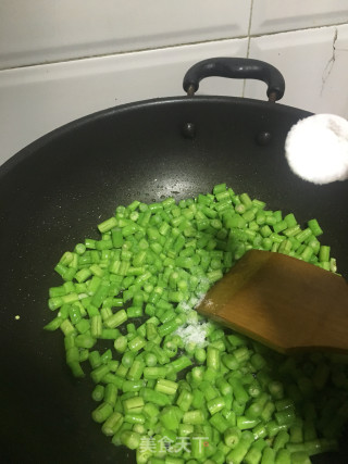 豆角炒蛋的做法步骤：6