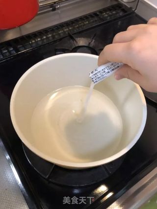 水果豆乳寒天的做法步骤：2