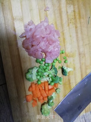 蔬菜鸡肉饼的做法步骤：2