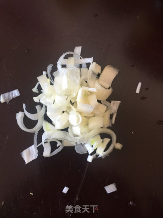 疙瘩汤的做法步骤：1