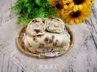 二合面葡萄干红枣卷的做法步骤：15