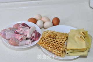 卤味便当餐的做法步骤：1