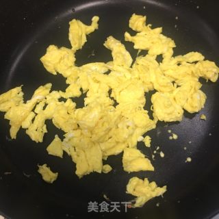 小白菜炒扇贝  快手菜的做法步骤：2