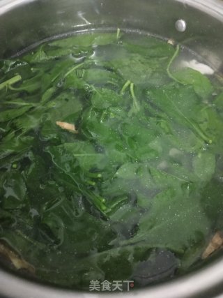 枸杞叶猪肝瘦肉汤的做法步骤：9