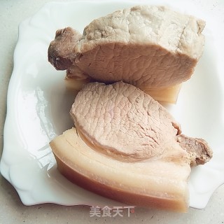 炸扣肉生胚的做法步骤：3