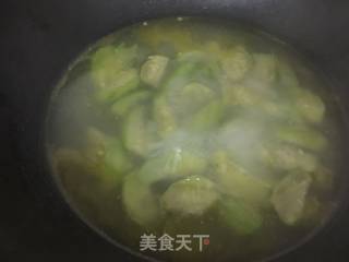 春天里的清鲜汤～鸡蛋丝瓜汤的做法步骤：5