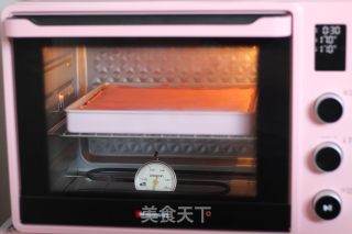 红丝绒小旋风蛋糕卷的做法步骤：20