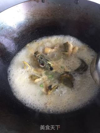 酸辣黄骨鱼的做法步骤：8
