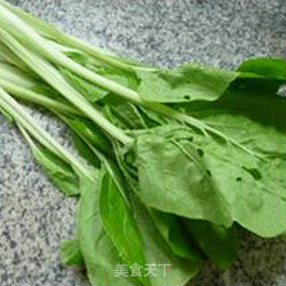 开洋小白菜炒土豆的做法步骤：1