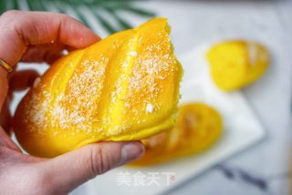 南瓜椰蓉面包条的做法步骤：12