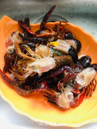 麻辣小龙虾????的做法步骤：2