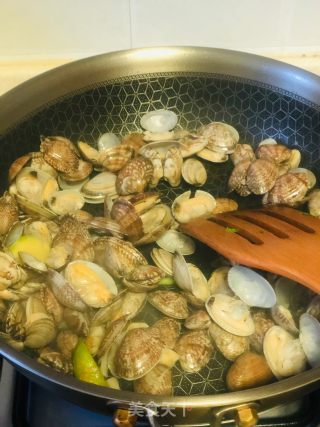 酱炒花蛤的做法步骤：6